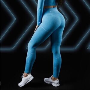Alphalete Leggings medium baby blue